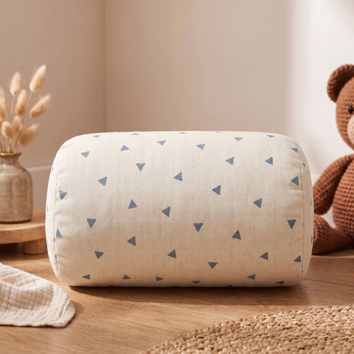 Padded Arm Support for Feeding